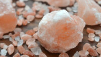 pink himalayan bath salt